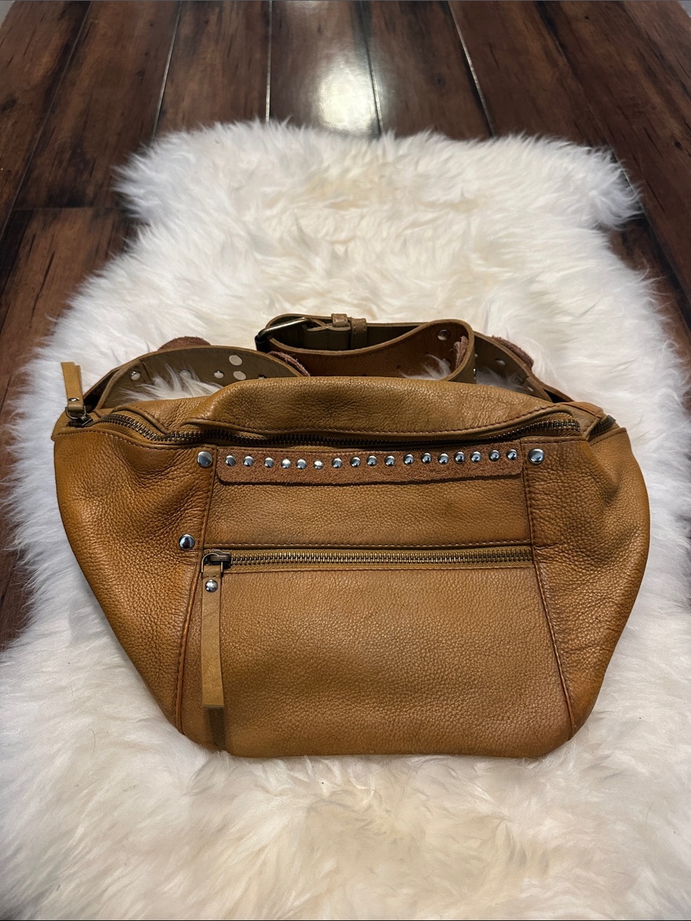 New without the tags crossbody sling bag